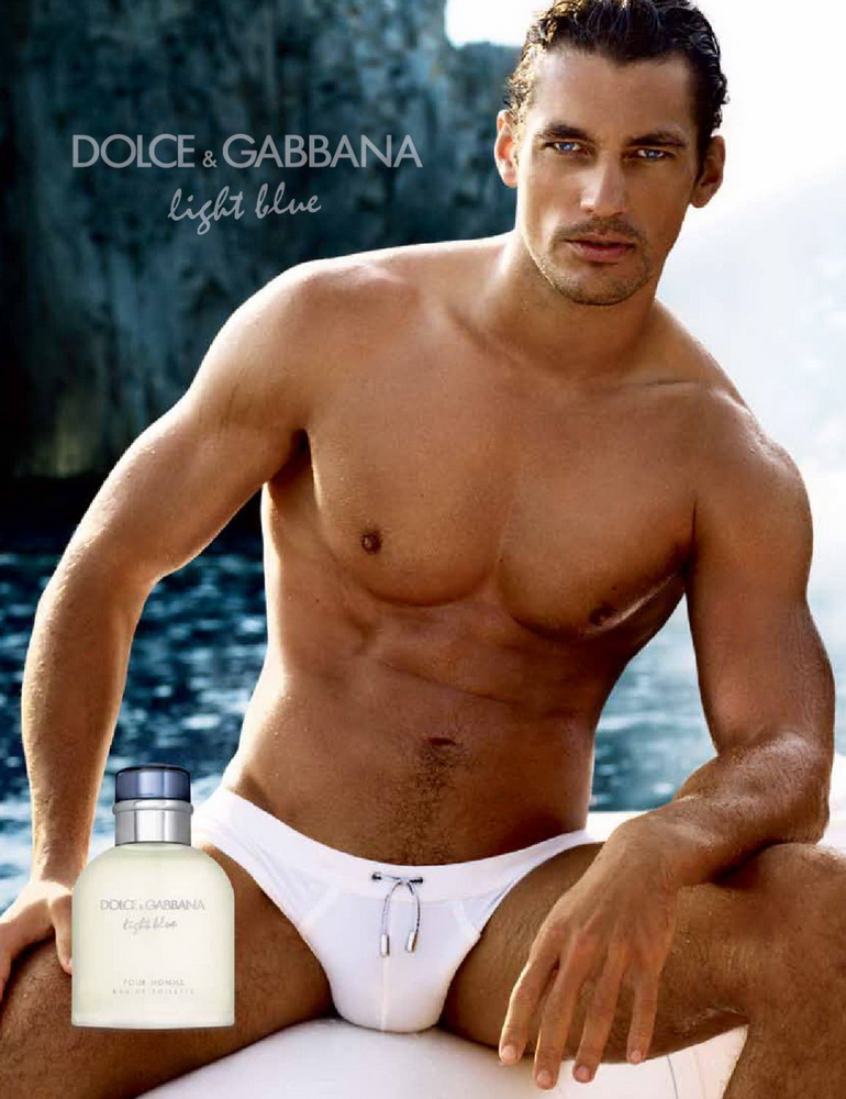 pub_light_blue_pour_homme_fragrance.jpg