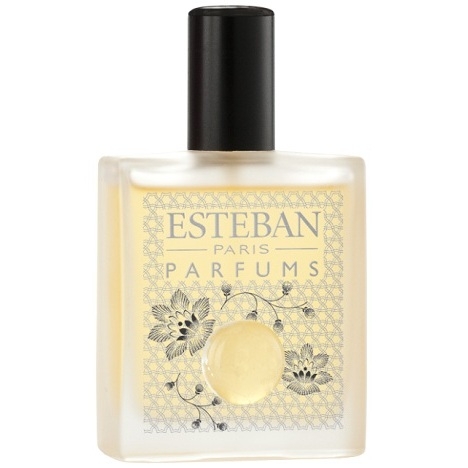 Belle au parfum de oud