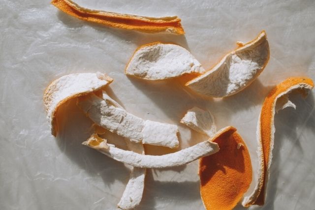 Comment utiliser les pelures d’oranges pour parfumer 