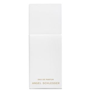 Femme de Angel Schlesser