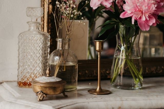 Bouteille de parfum vide