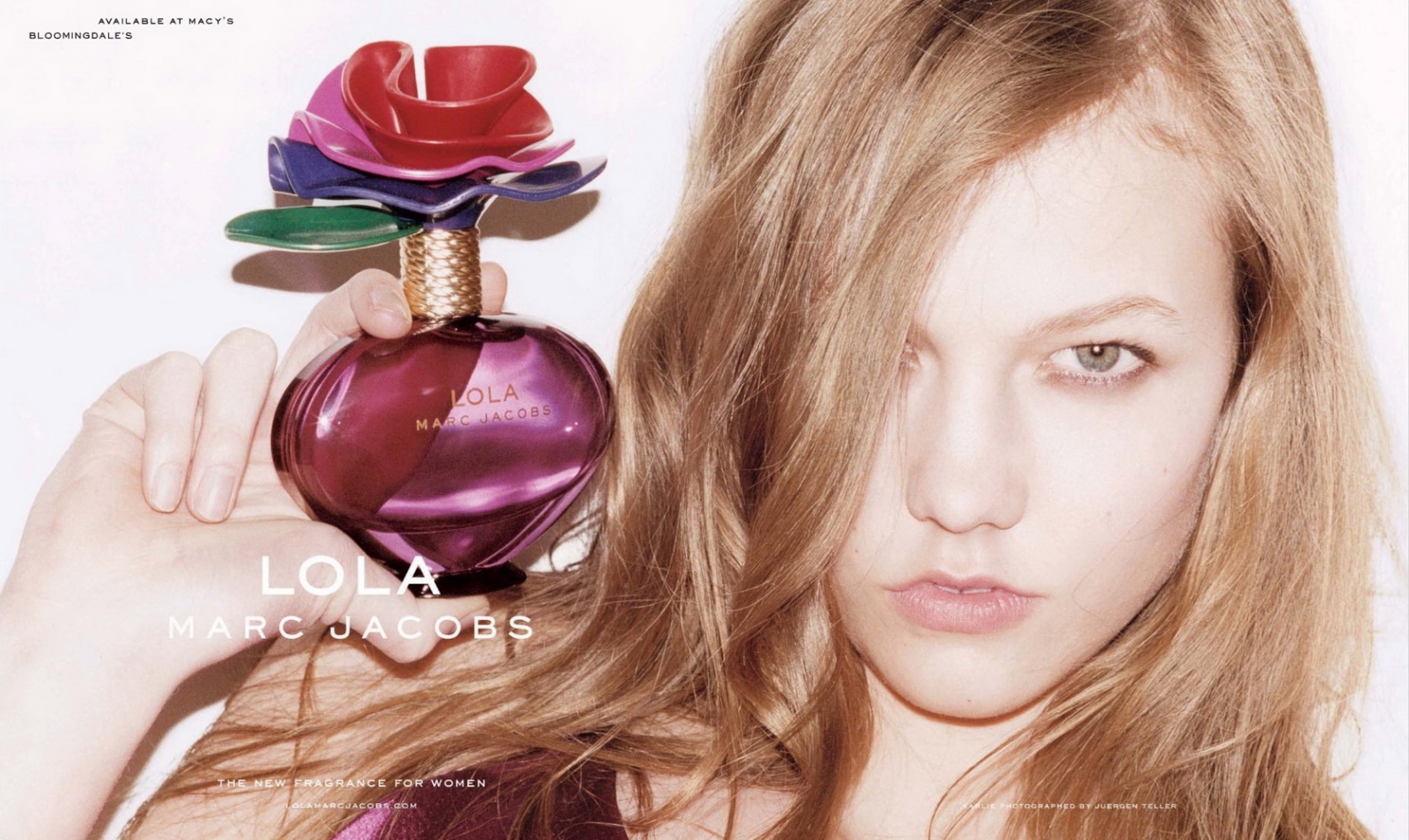 Advertising_Lola_fragrance