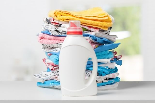 Parfum qui sent le linge propre