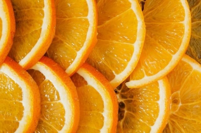 Pelures d'orange pour parfum d'ambiance