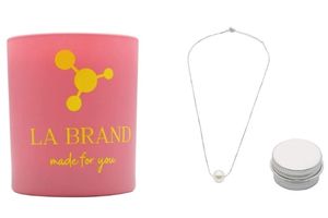 bougie parfumée avec collier en argent de La Brand