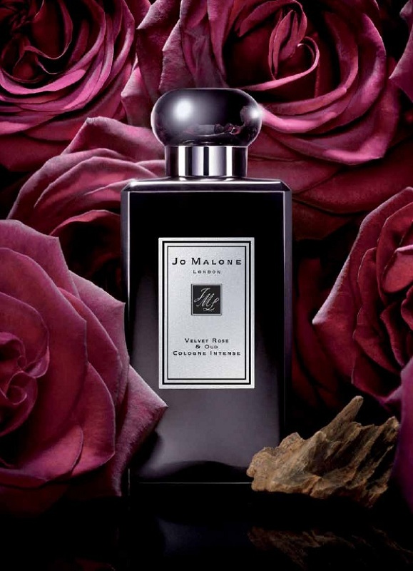 Publicite du parfum Velvet Rose & Oud