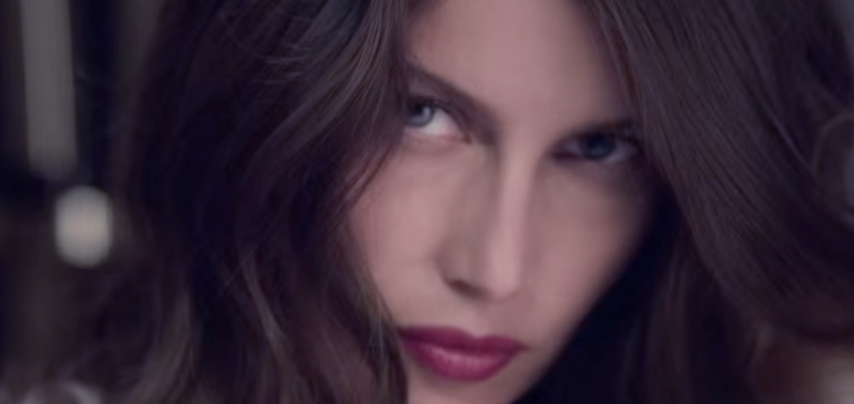 Nina Ricci : joueuse et pas si sage