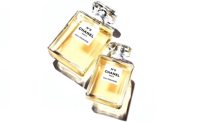 Fraîcheur, modernité, design : N°5 est relancé en Eau Première !
