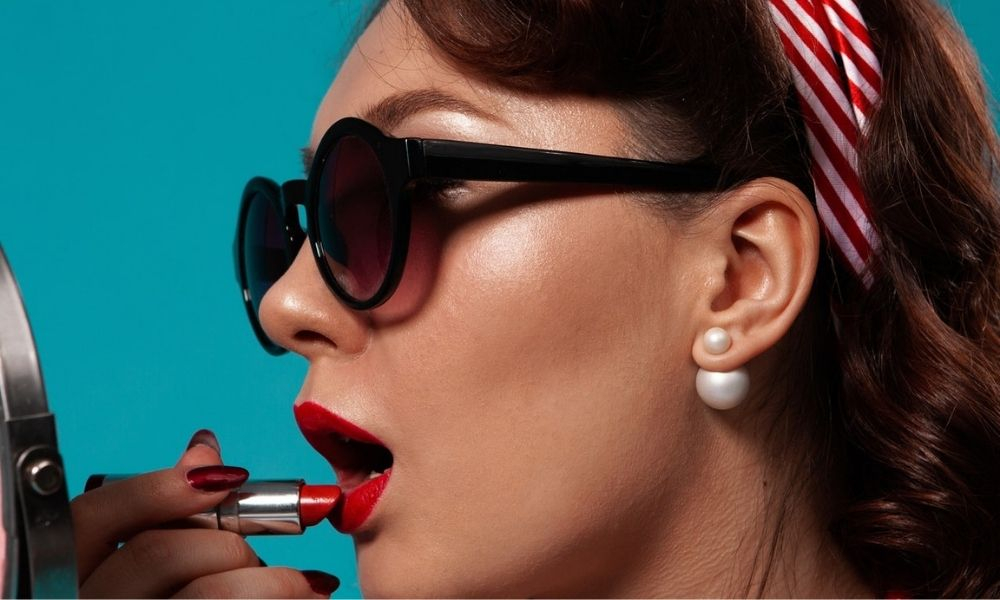 Parfum En Forme De Rouge à Lèvres