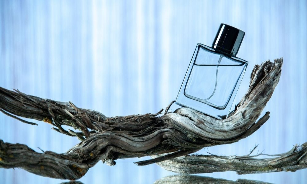 Parfum été homme - 6 notes fraîches pour la saison estivale 2022